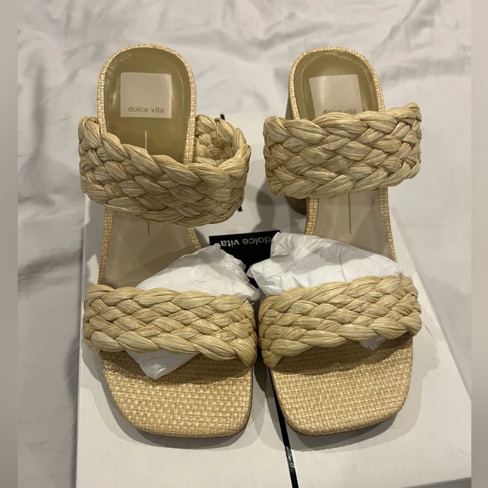 Dolce Vita Women's Woven Cream Sandals Size 7